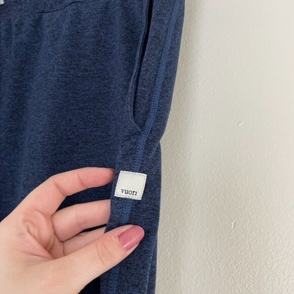 Vuori Dreamknit Performance Joggers in Midnight Blue Size Medium - Picture 5 of 6